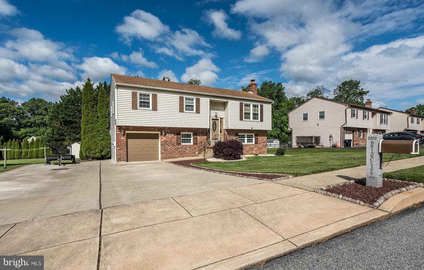 2202 Briarcliff Ave photo 2