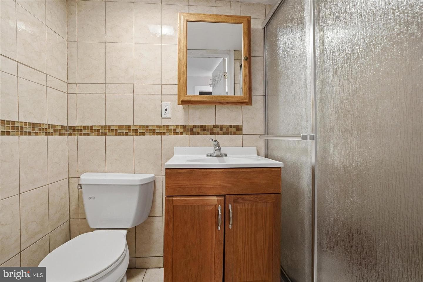 31 Evergreen Avenue photo 28