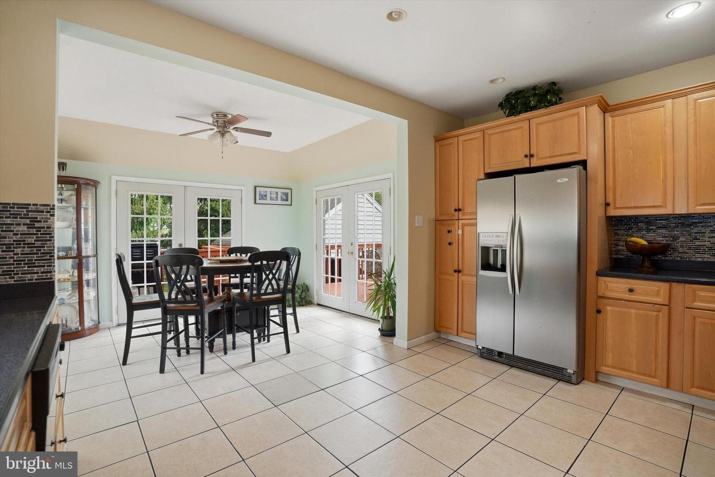 31 Evergreen Avenue photo 9