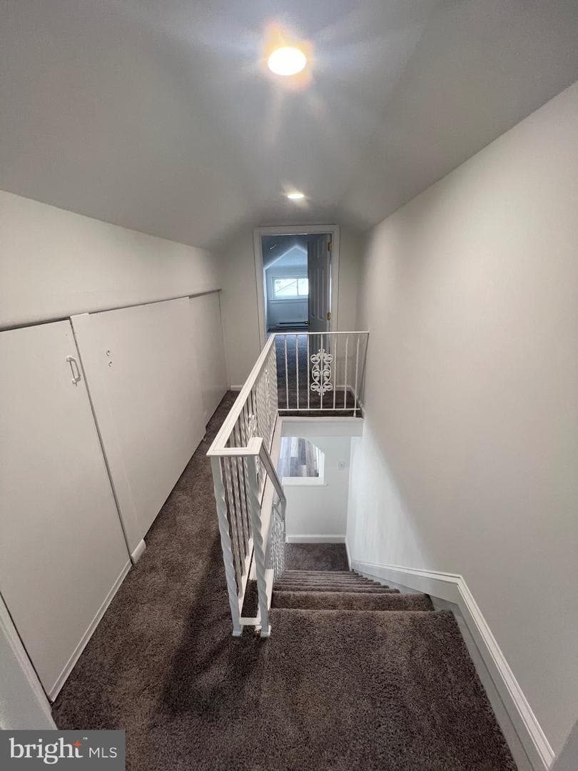 1023 Langley Street photo 19