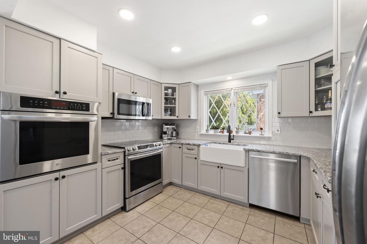 1405 Maryland Avenue photo 16