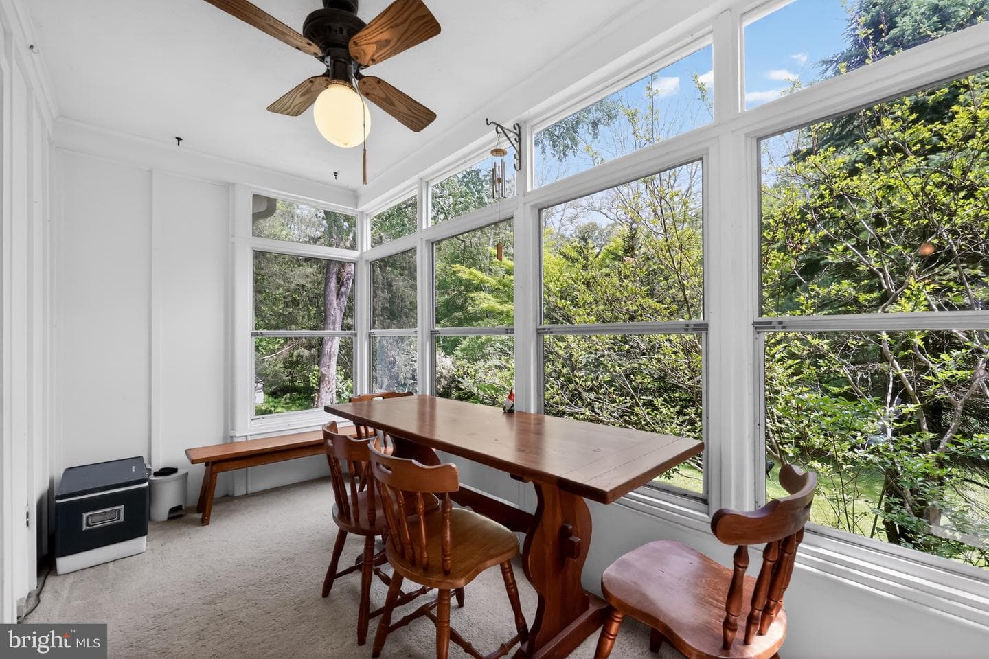 8 N Longpoint Lane photo 13