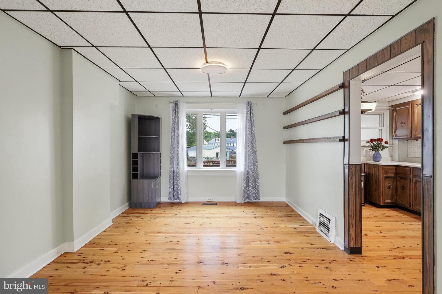 535 Jansen Avenue photo 13