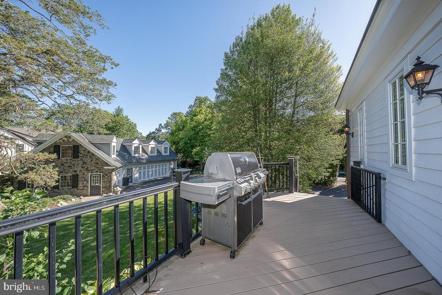 101 E Brookhaven Road photo 117