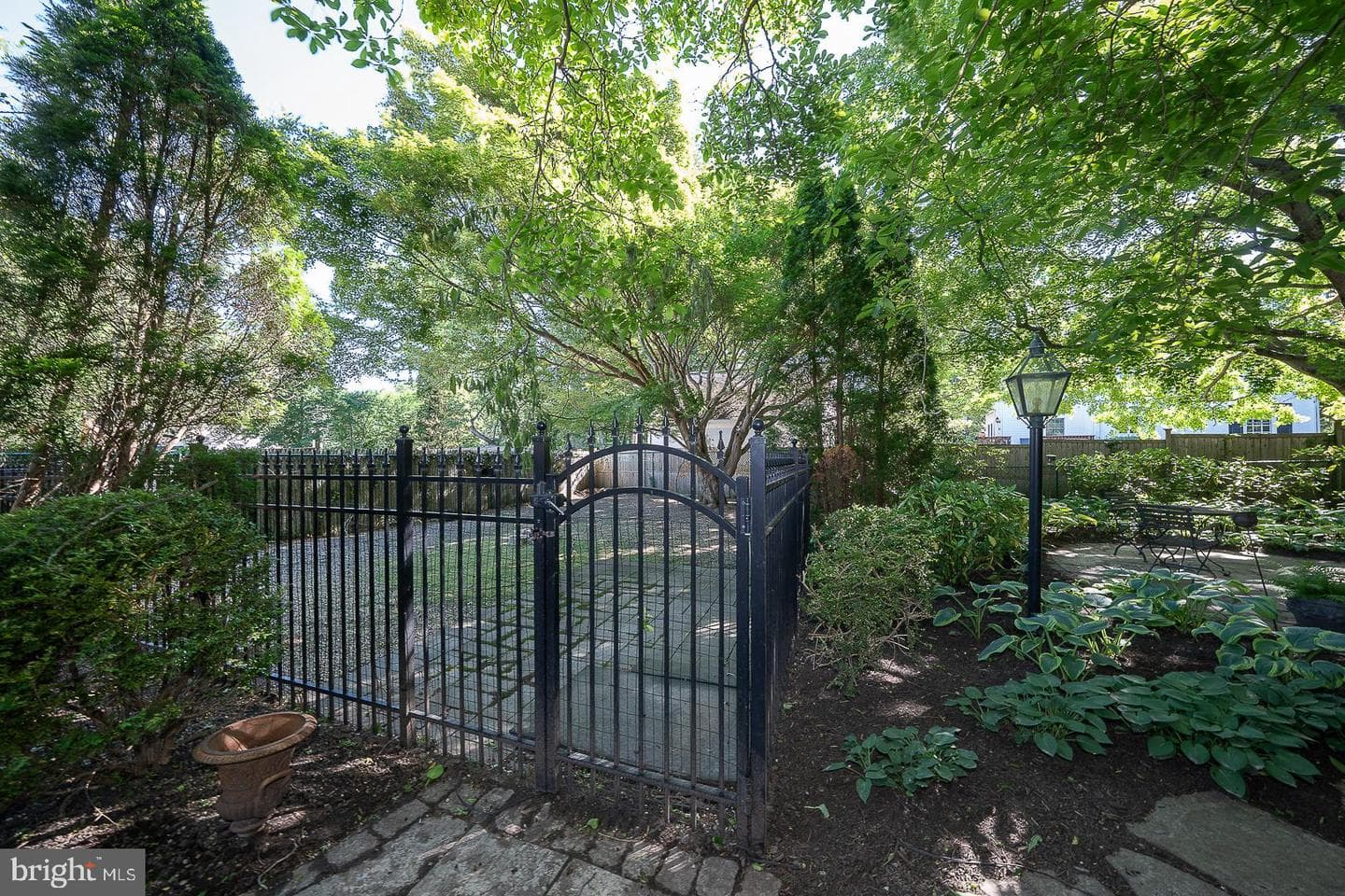 101 E Brookhaven Road photo 127