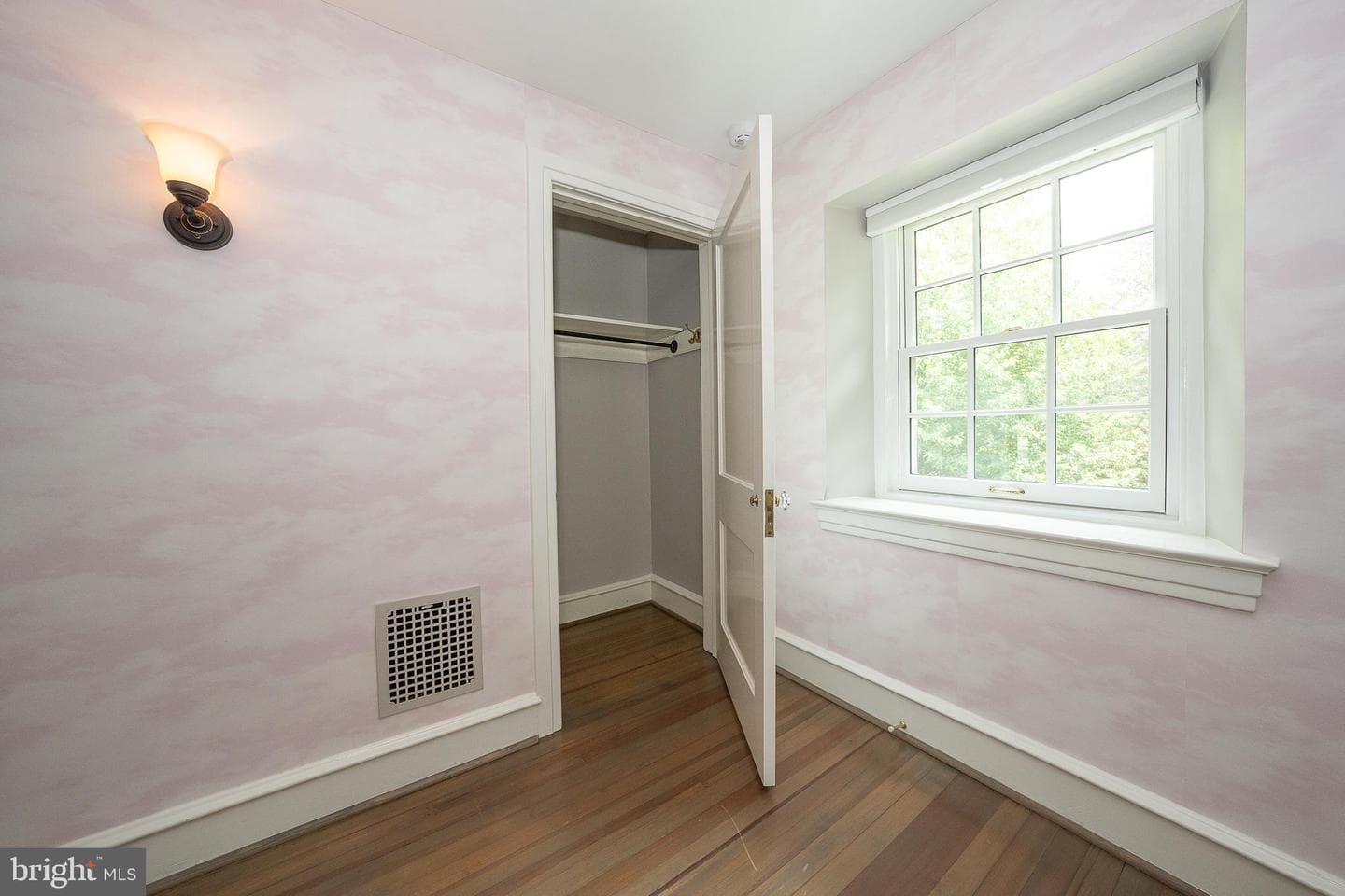 101 E Brookhaven Road photo 40