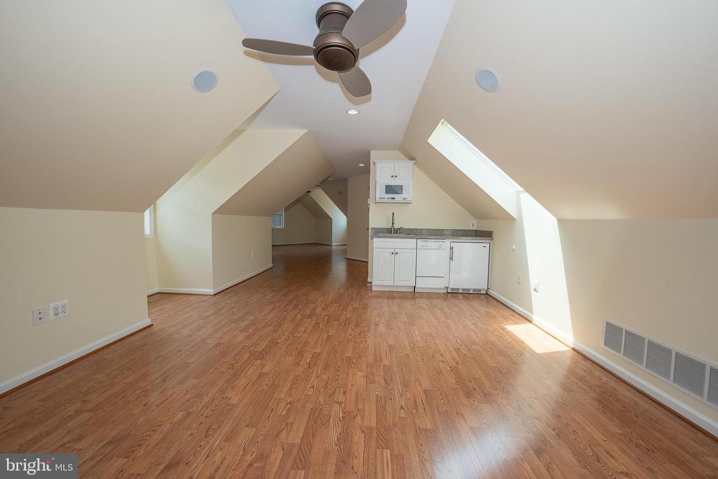 101 E Brookhaven Road photo 83