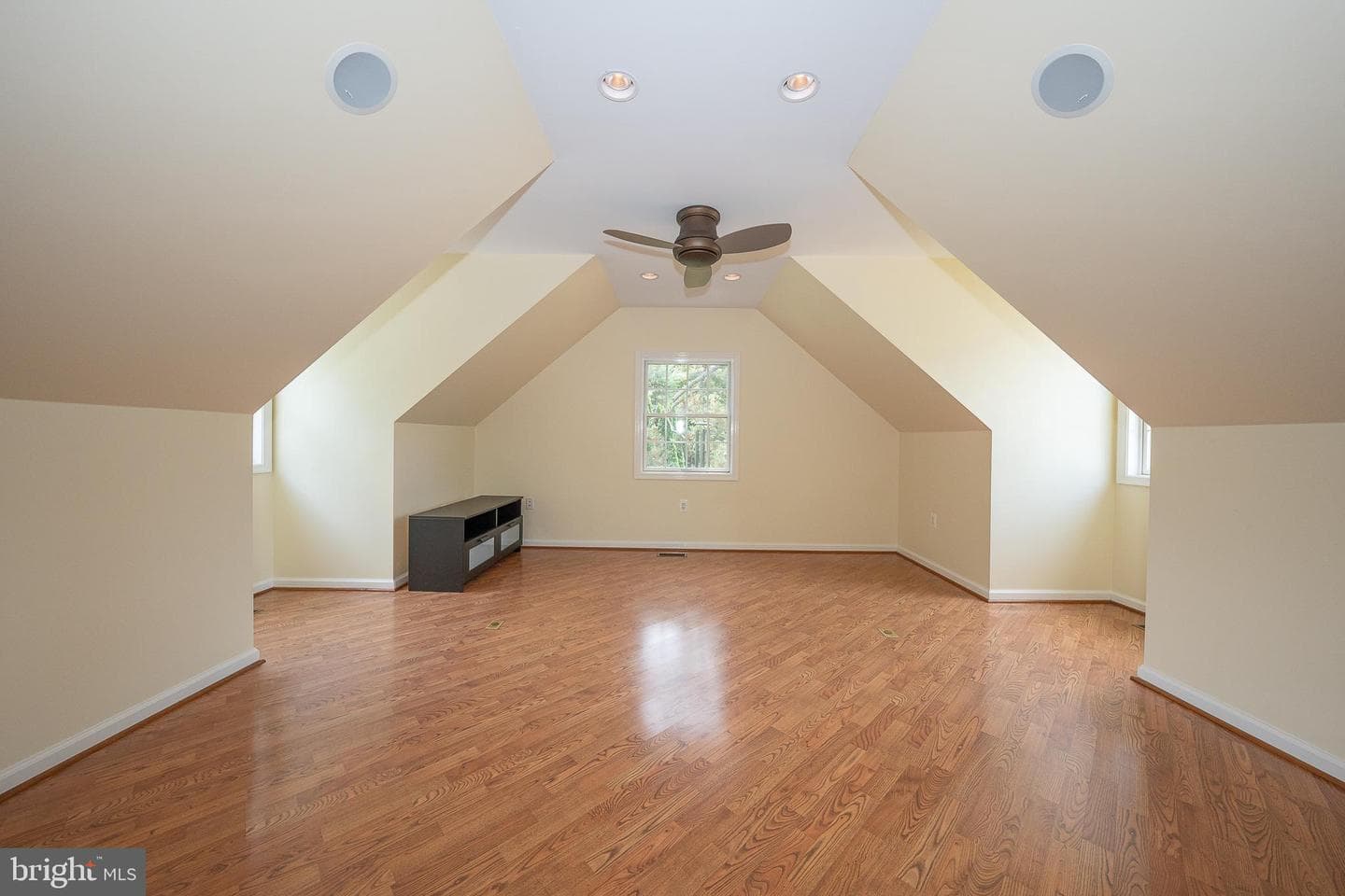101 E Brookhaven Road photo 86
