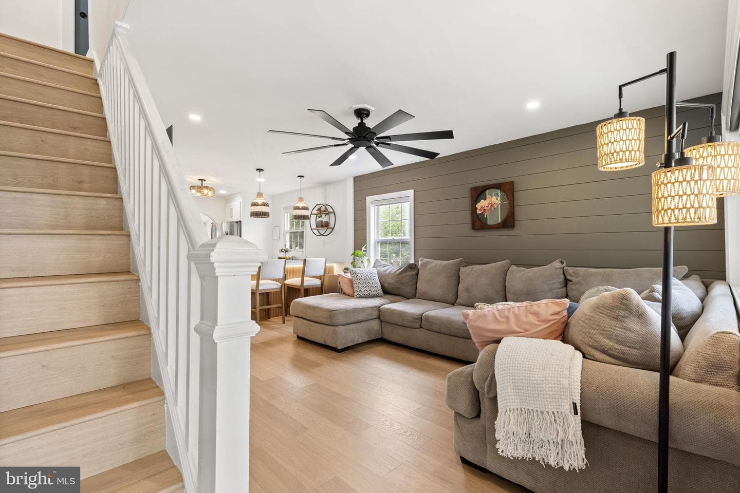 122 Roberts Road photo 11