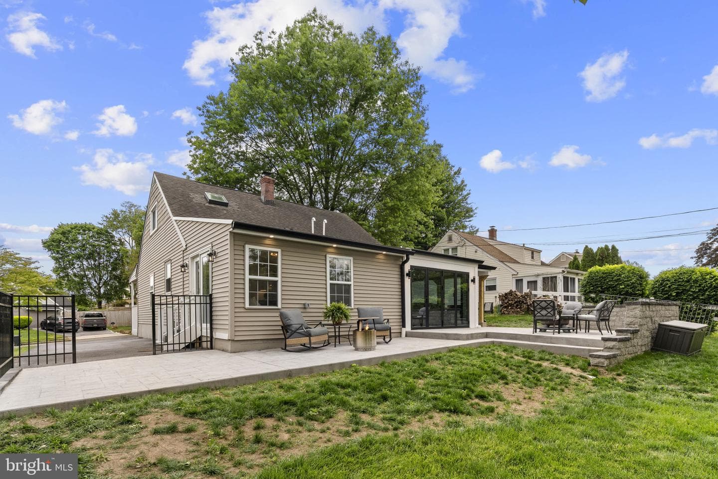 122 Roberts Road photo 57