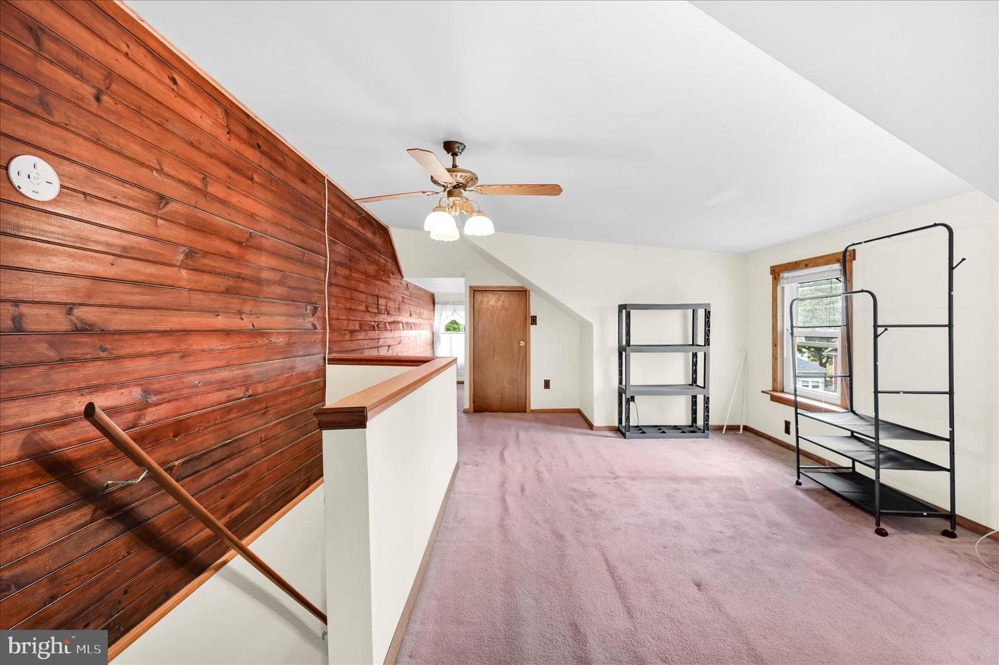 1666 Ward Street photo 25