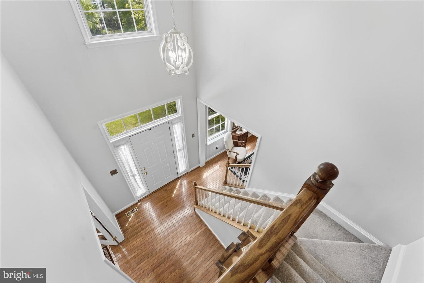 713 Iris Lane photo 19