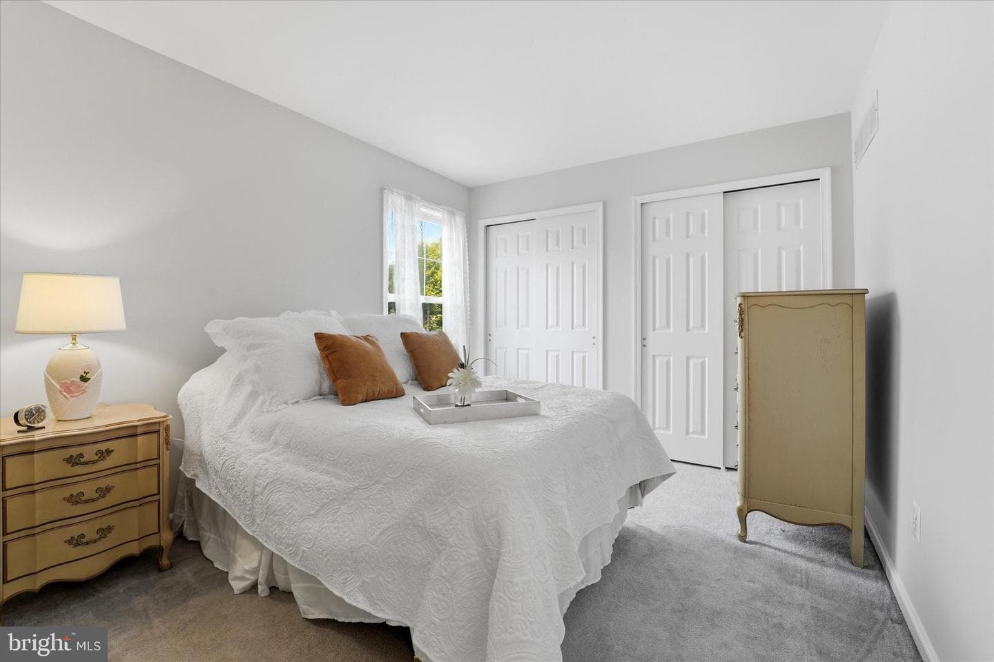 713 Iris Lane photo 26