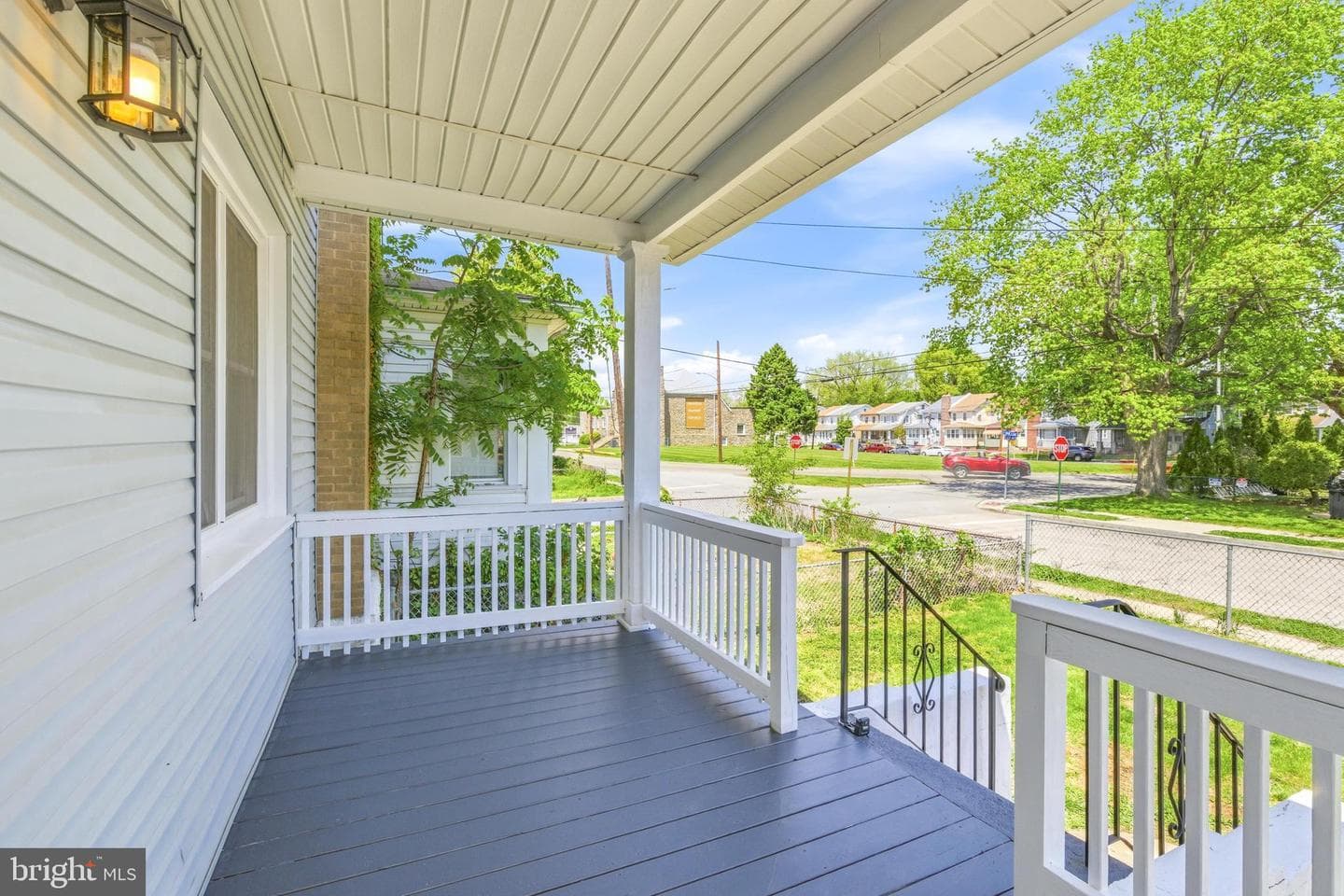 102 E Oak Ln photo 5