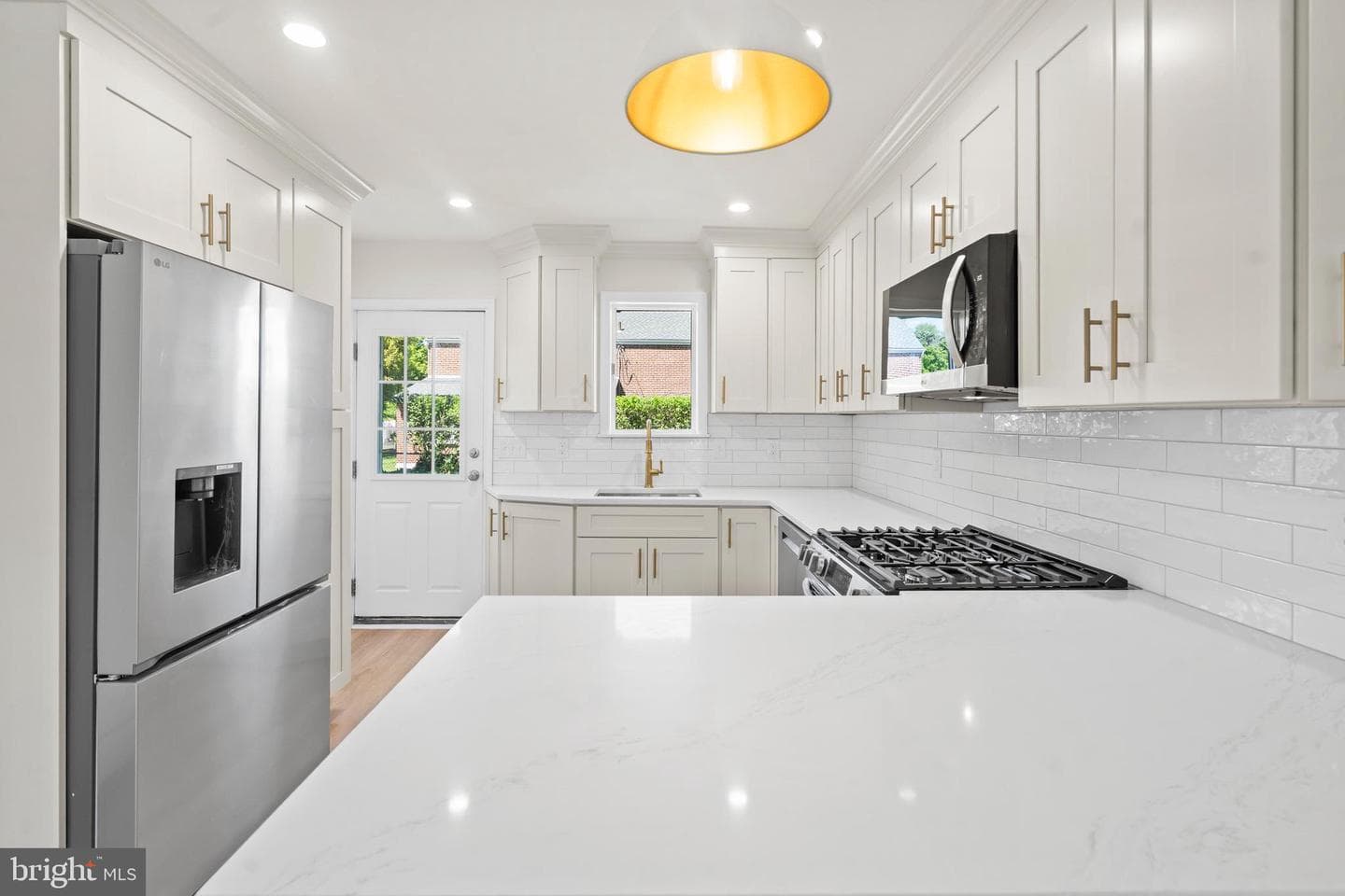 559 Willowbrook Road photo 8