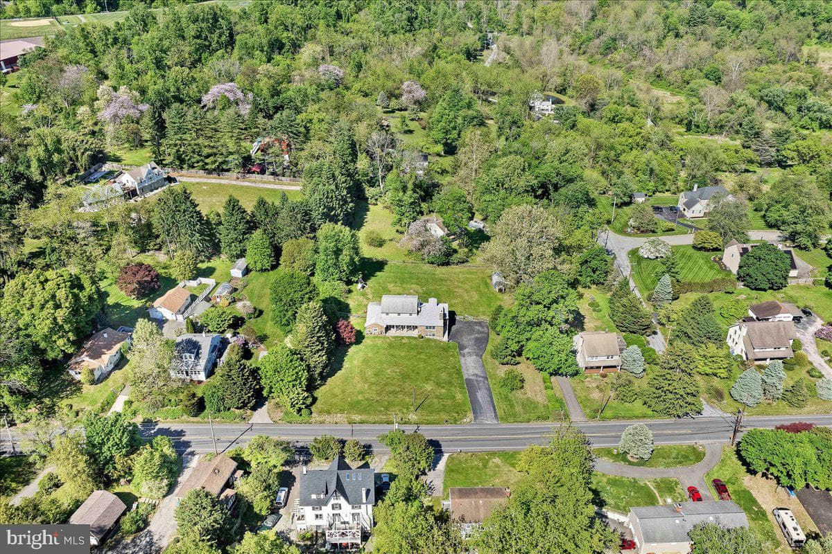 779 Concord Road photo 41