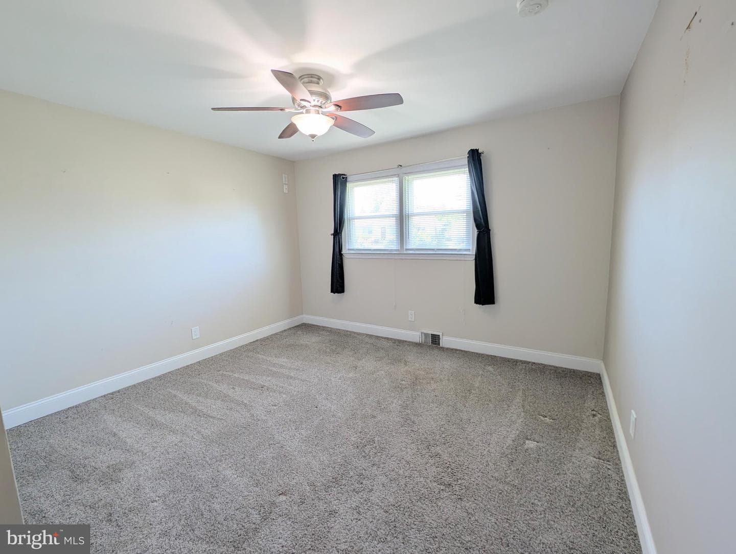 3618 Victor Avenue photo 13