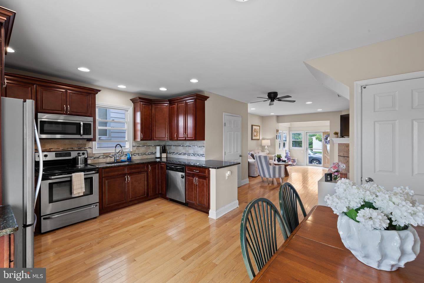554 Wales Road photo 12