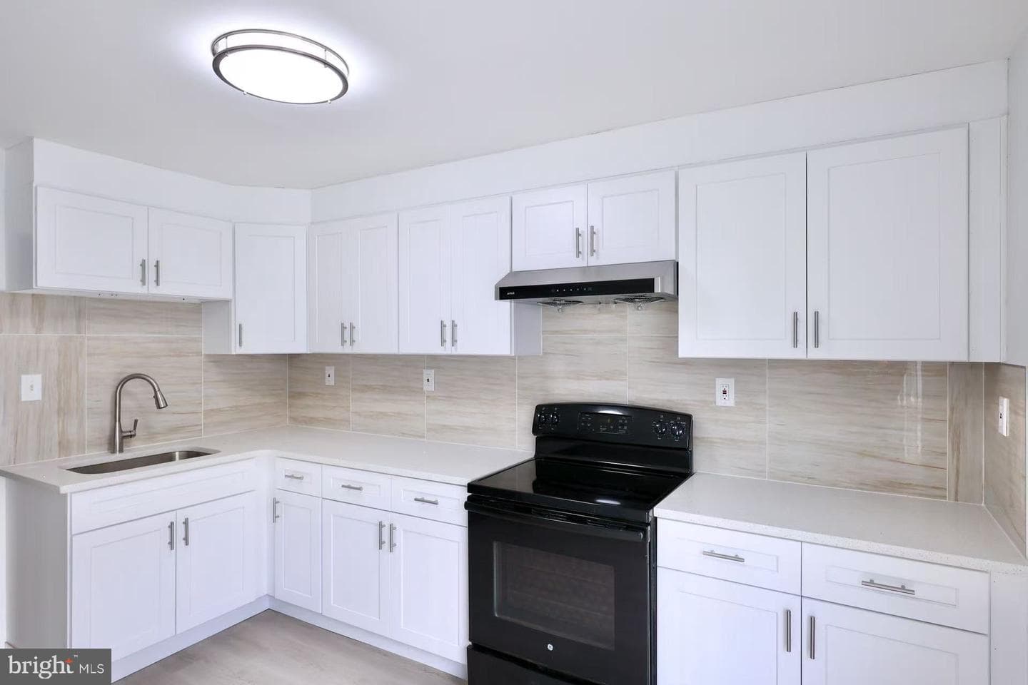237 Maypole Road photo 16