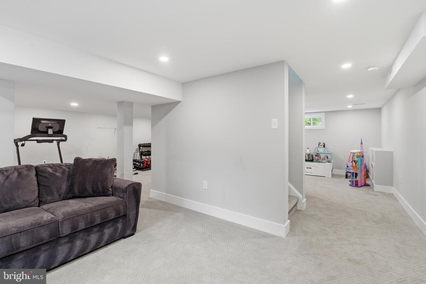 732 Oak Way photo 43