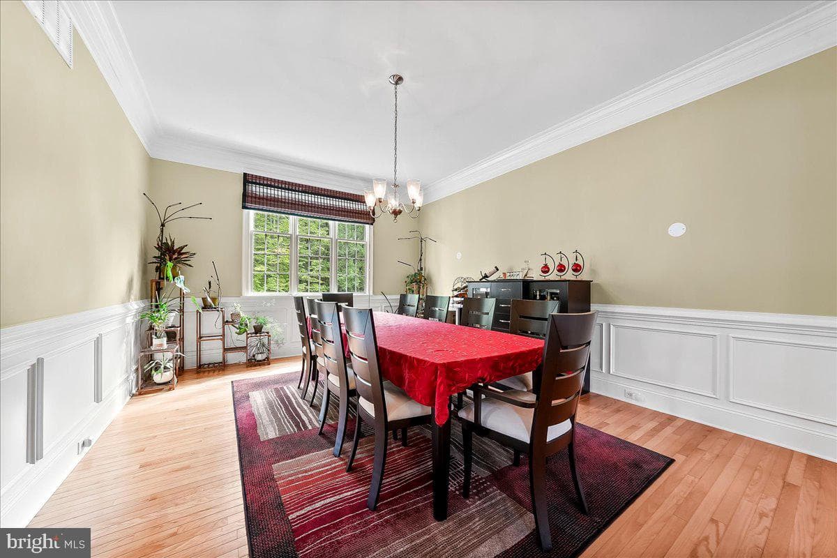 17 Evergreen Place photo 13