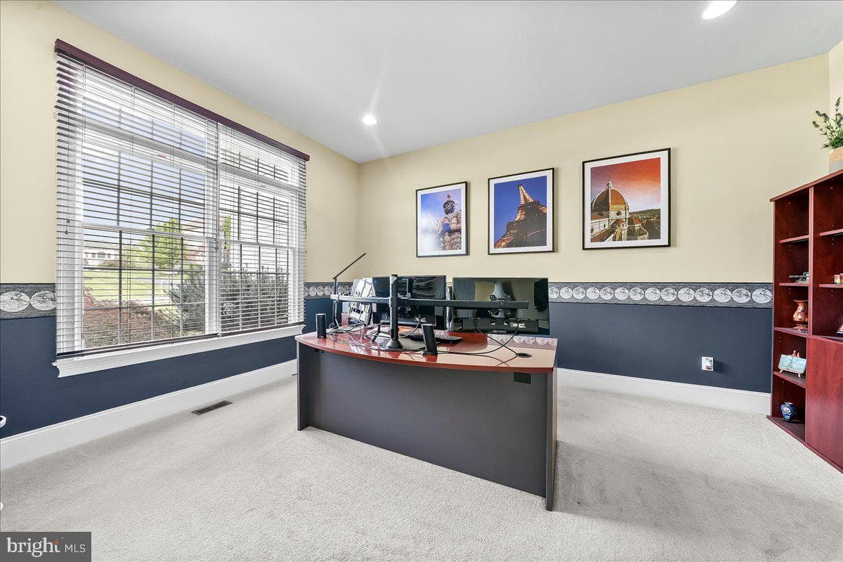 17 Evergreen Place photo 15