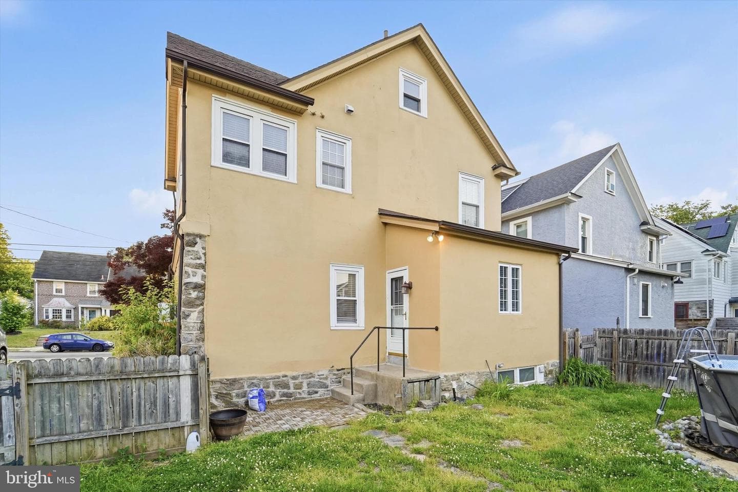 327 Congress Avenue photo 25