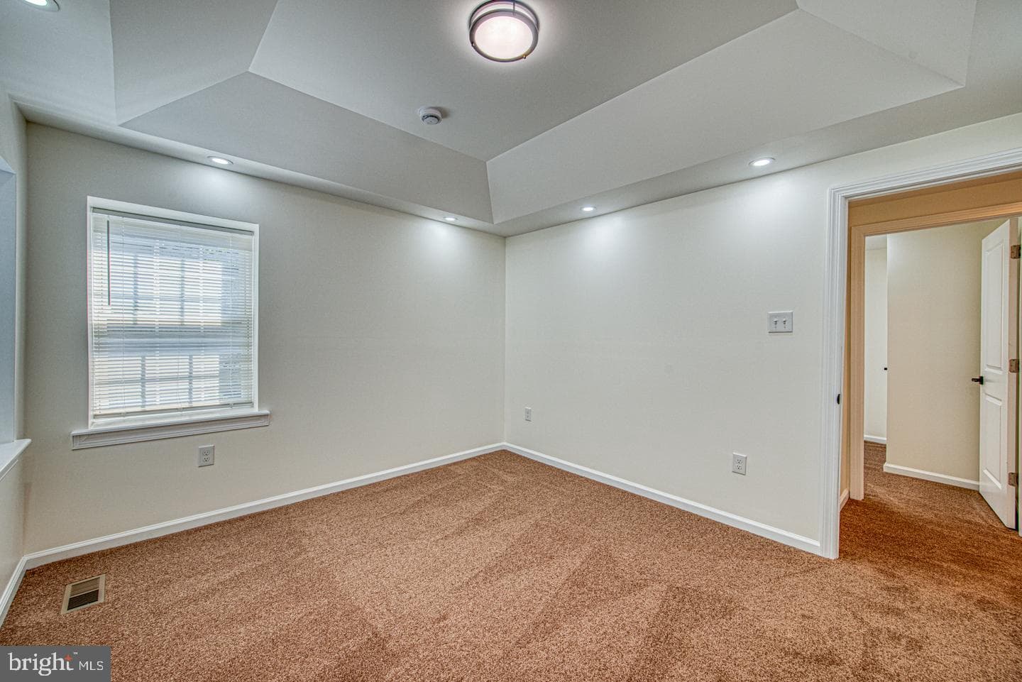 117 Washington Ave photo 49