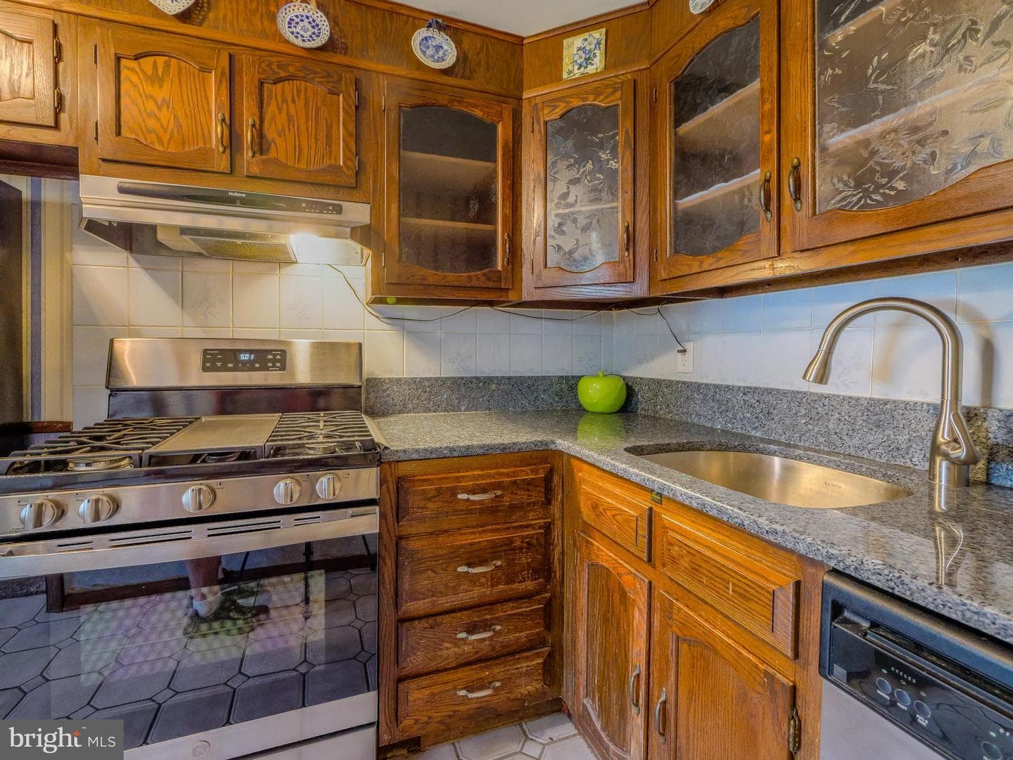 1075 Brookwood Lane photo 14