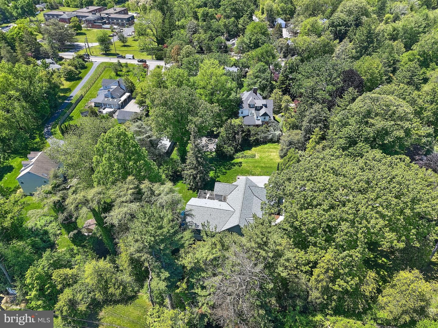 10 E Brookhaven Road photo 49