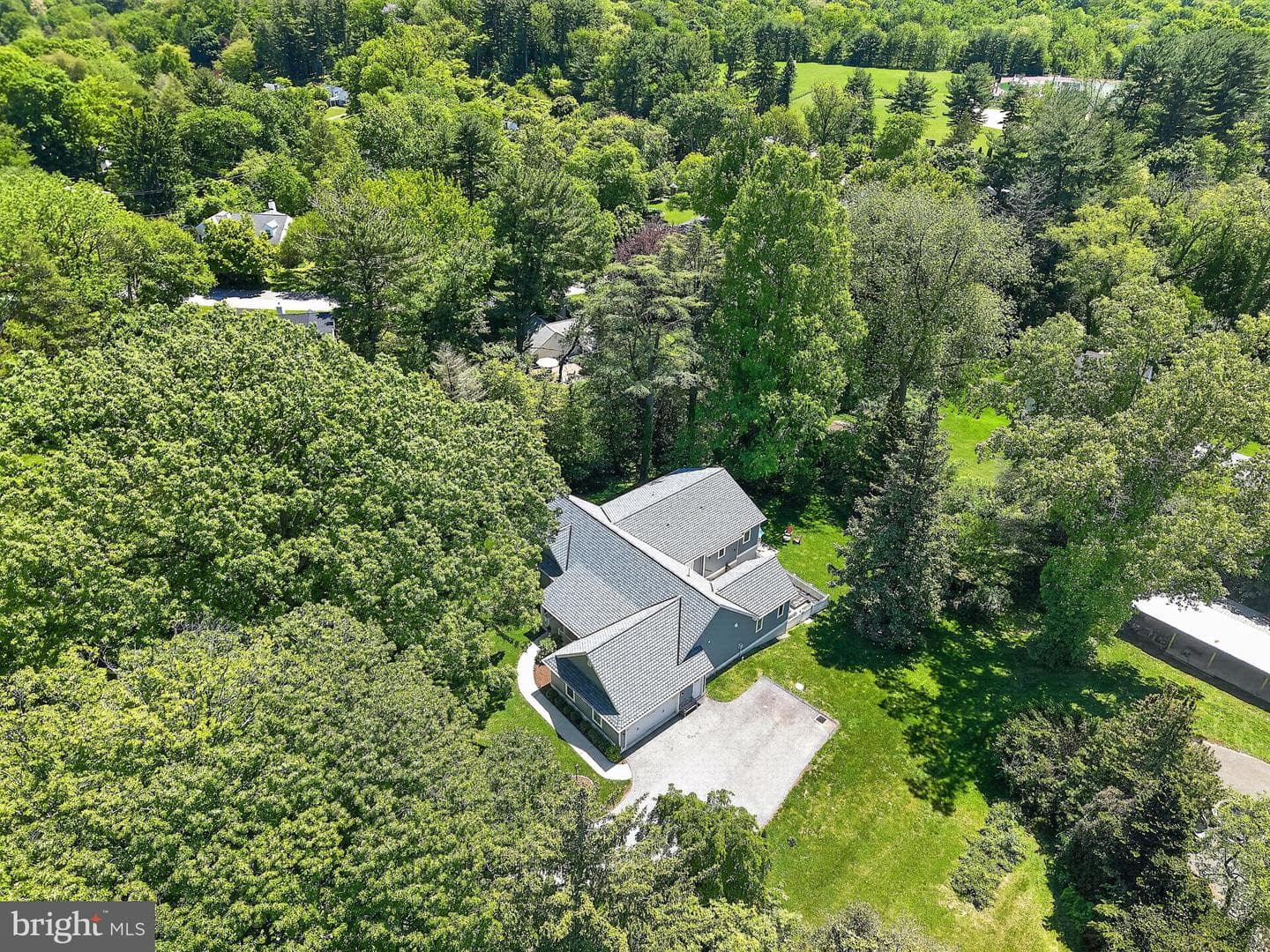 10 E Brookhaven Road photo 51