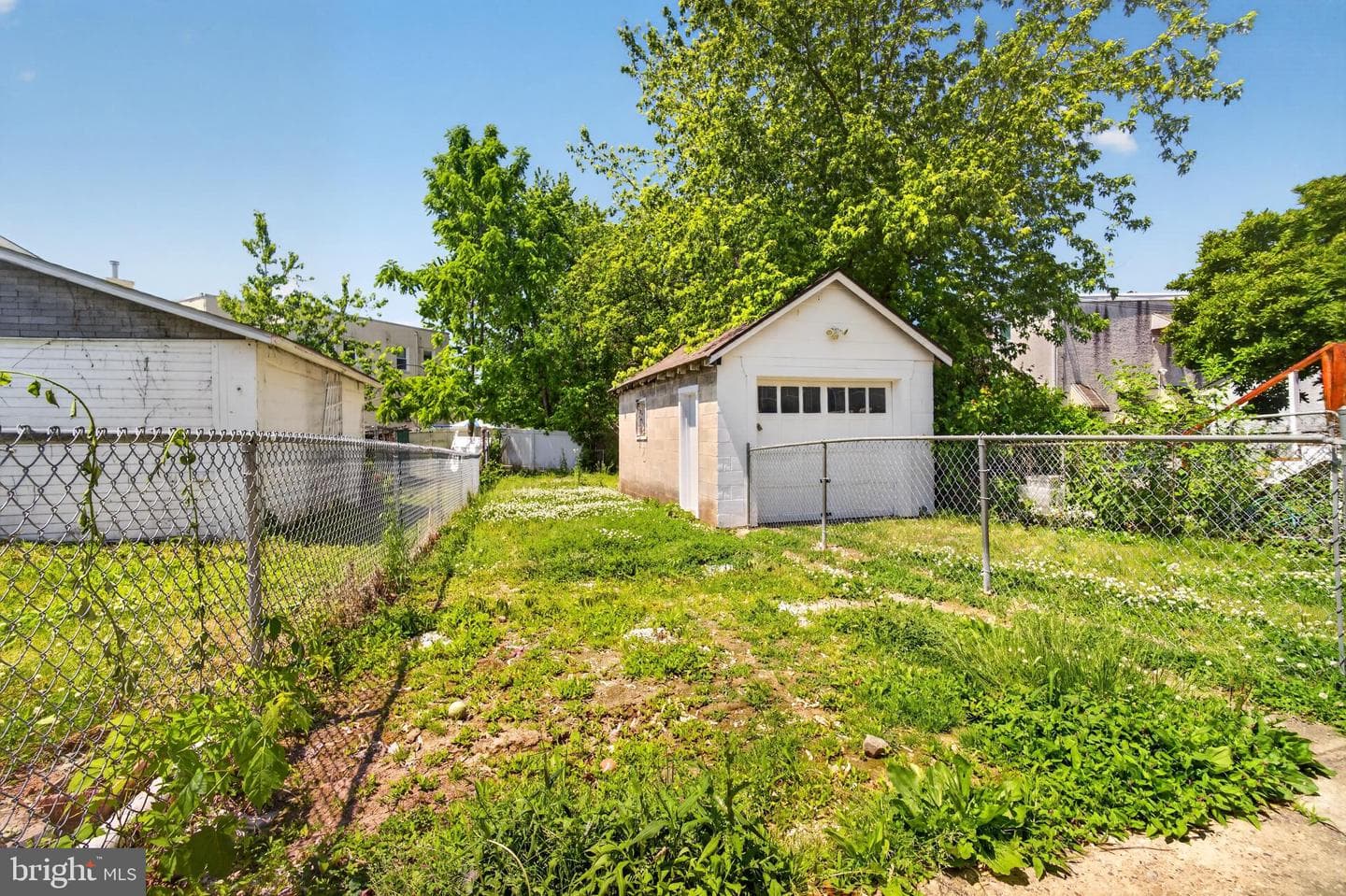 1632 Huddell Avenue photo 16