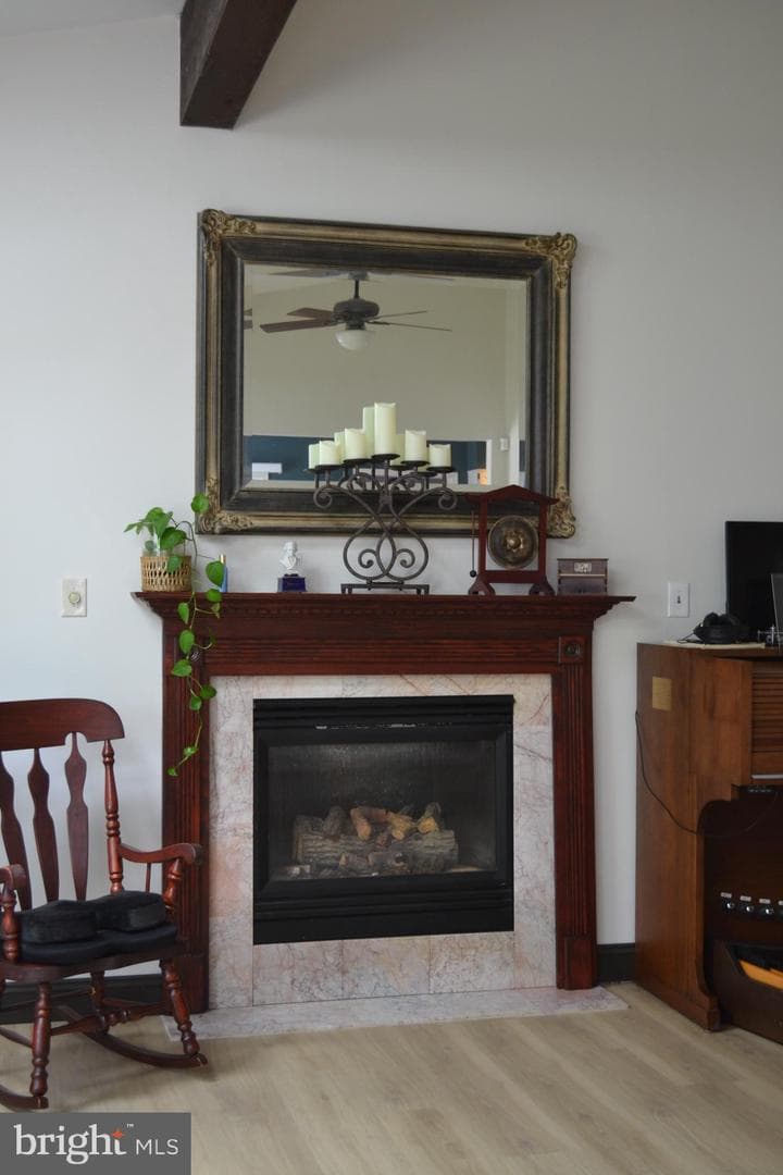216 County Claire Ln photo 14