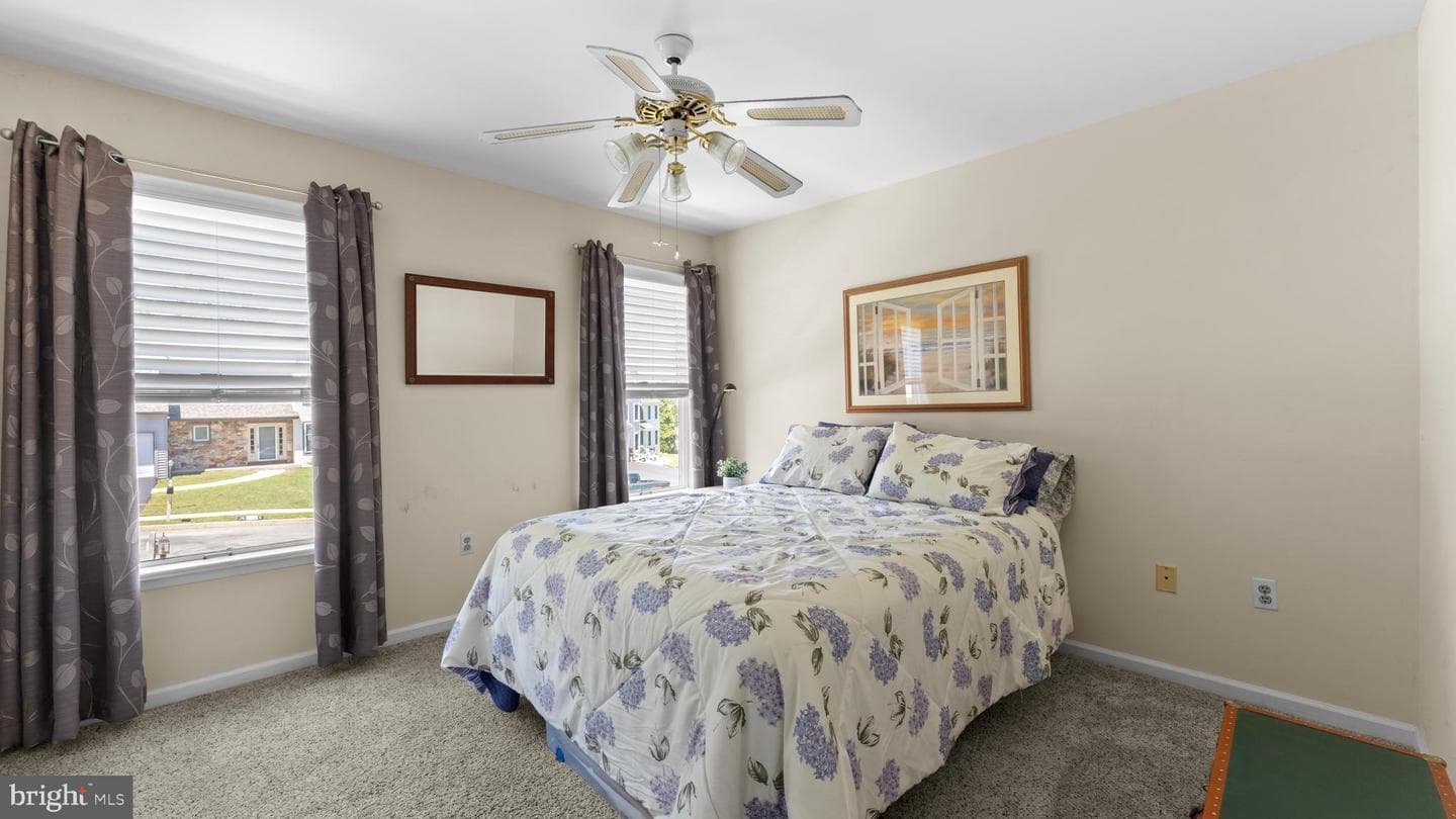 216 County Claire Ln photo 26
