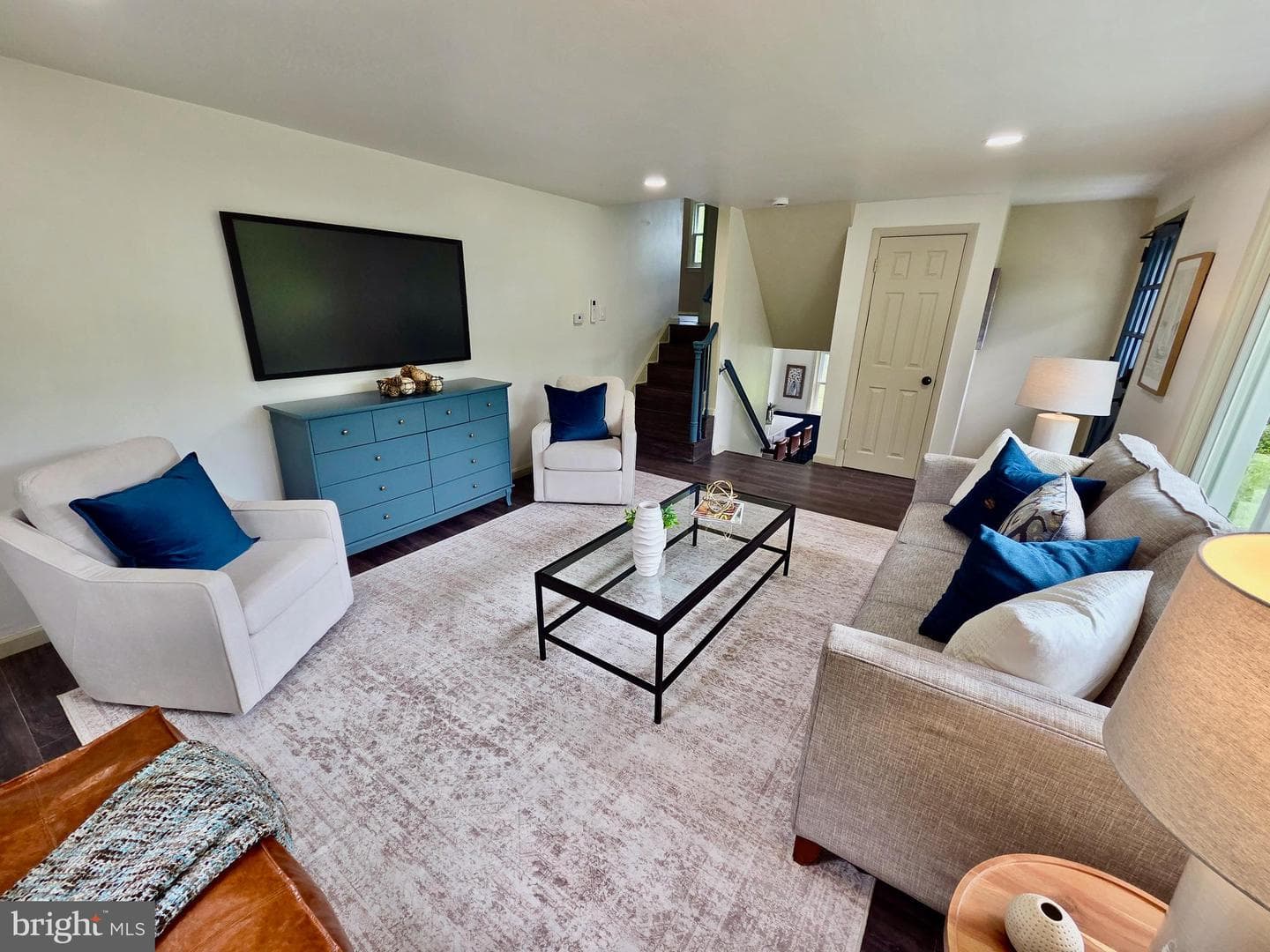 7 Laurel Lane photo 4