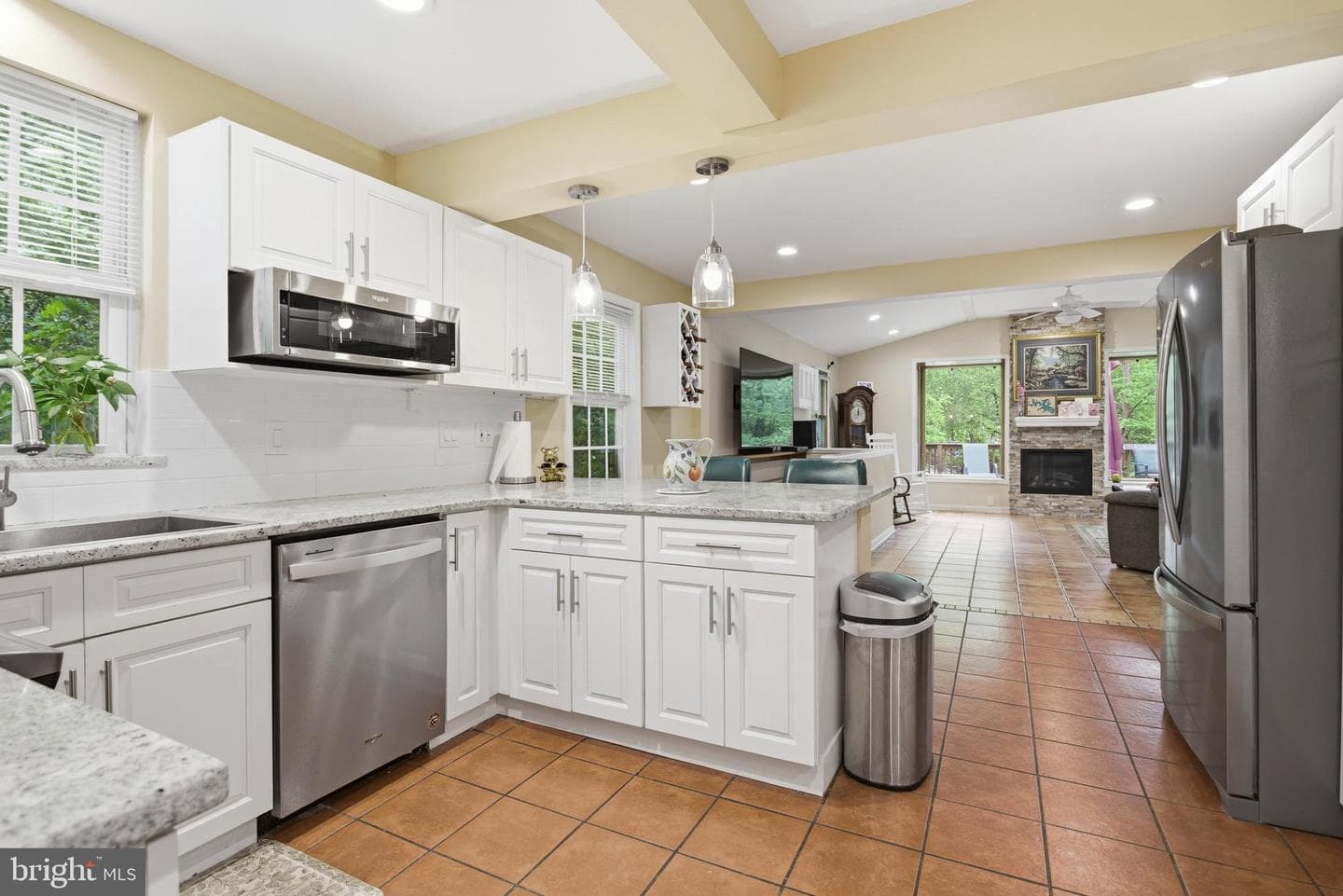 301 Riverview Road photo 10