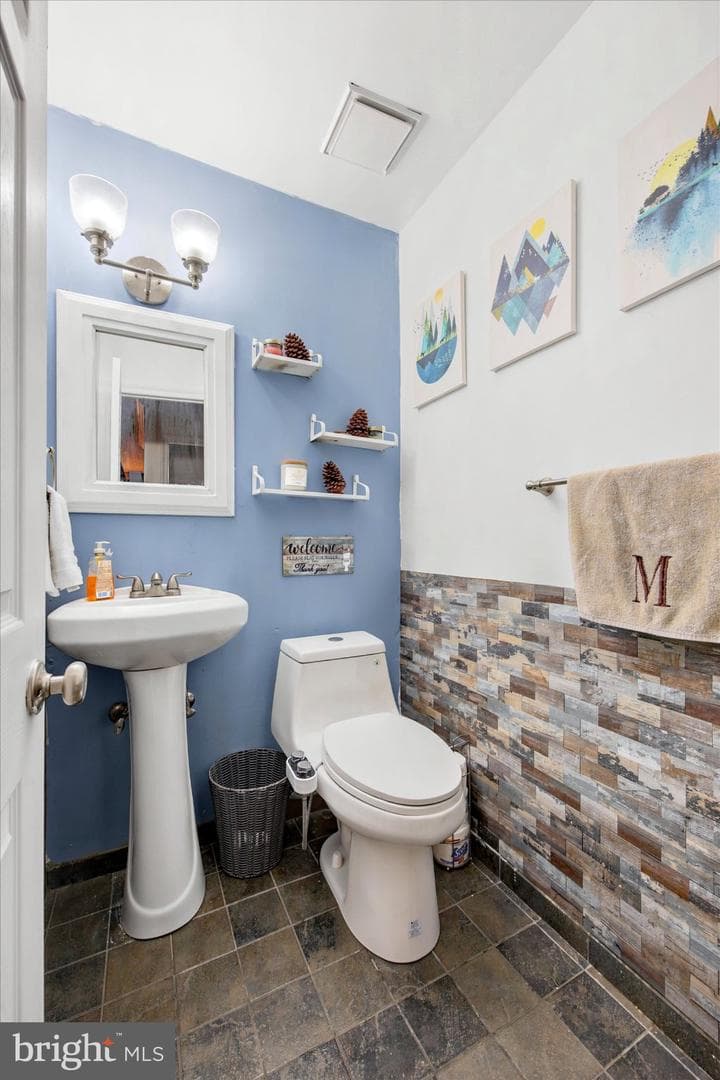 53 Walnut Street photo 11