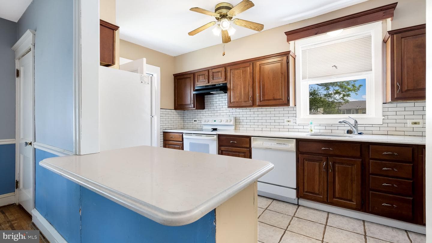 271 Ballymore Road photo 9