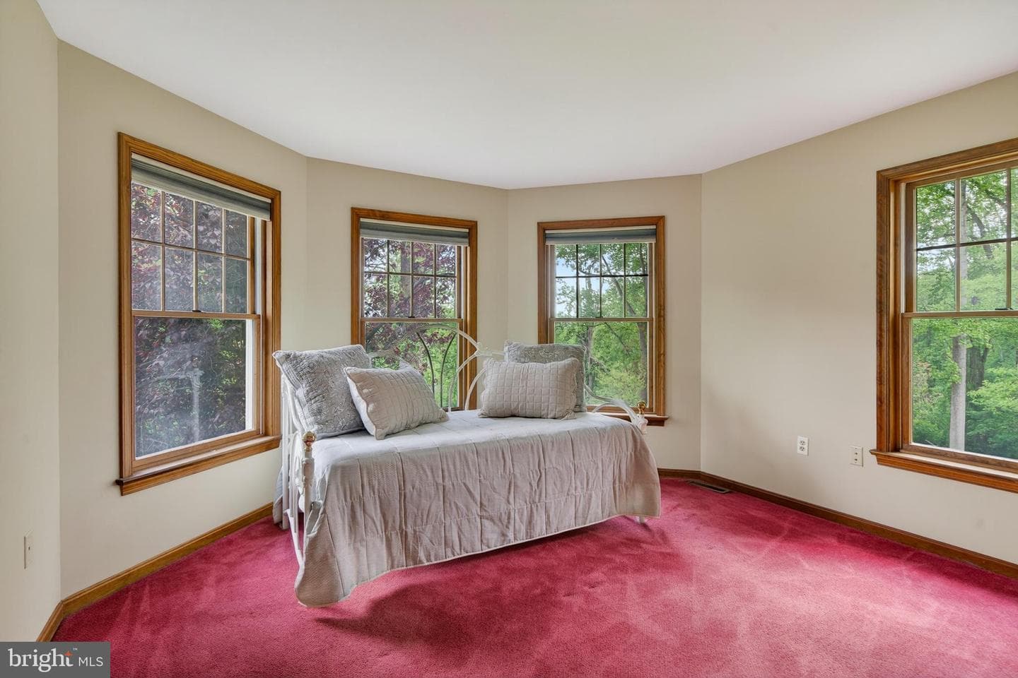 52 Atwater Road photo 41