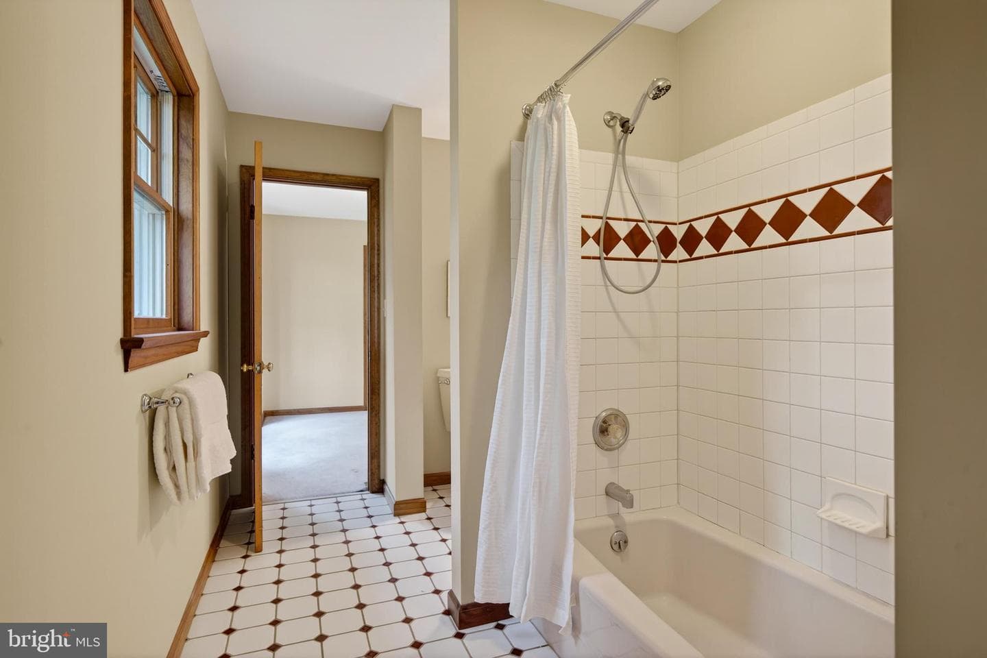 52 Atwater Road photo 44
