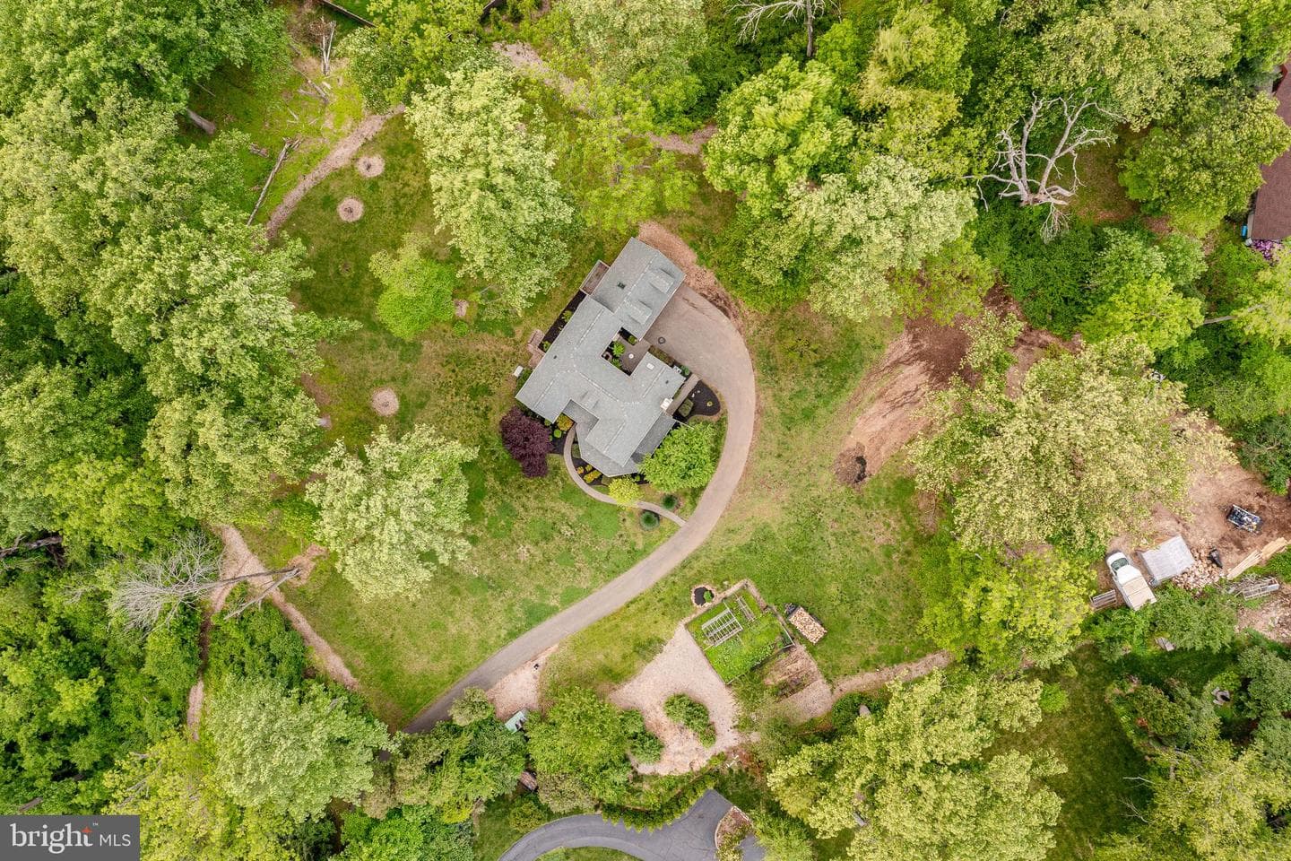 52 Atwater Road photo 80