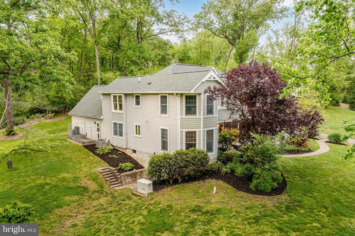 52 Atwater Road photo 85