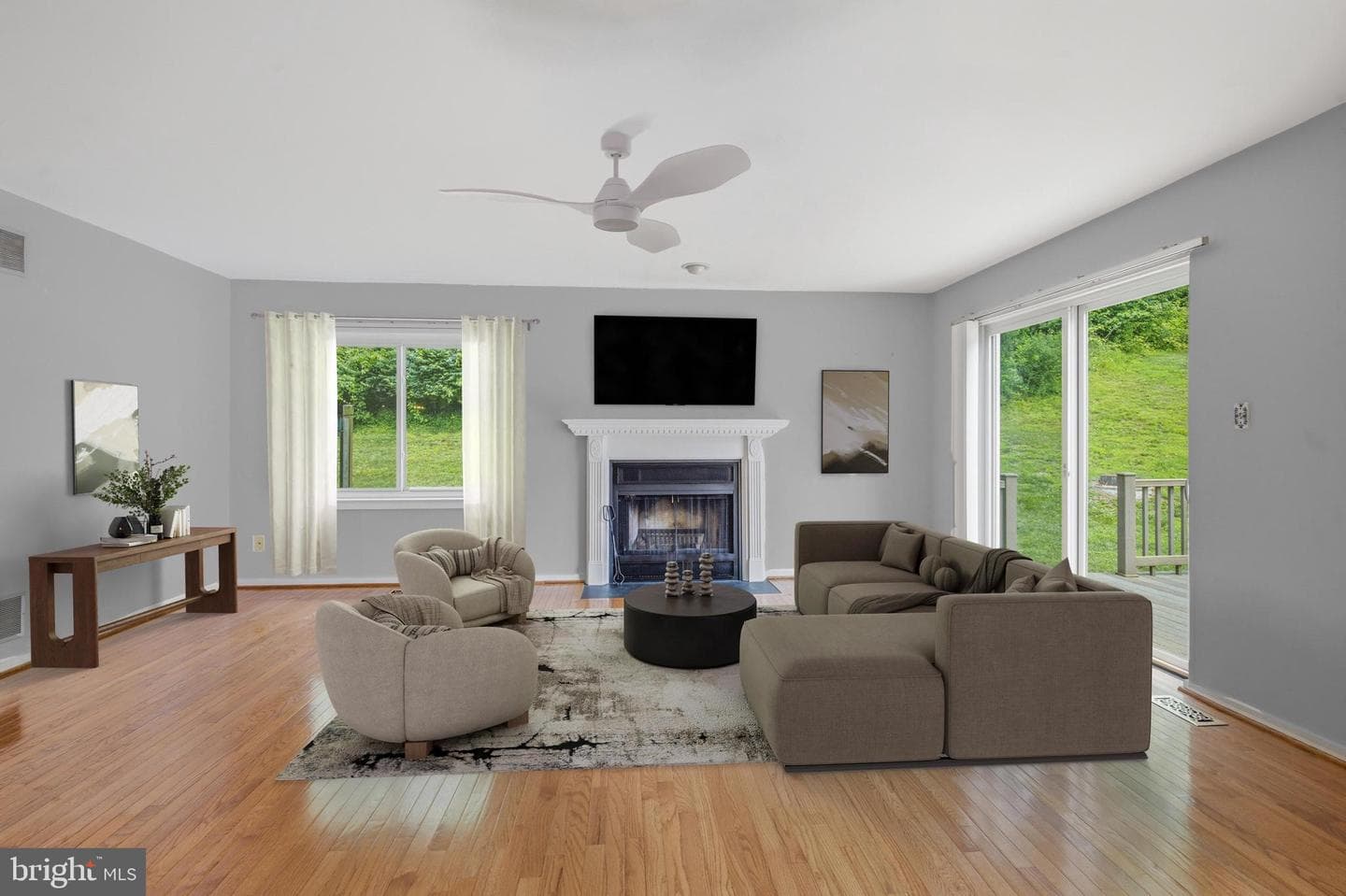 306 S Point Drive #306 photo 8