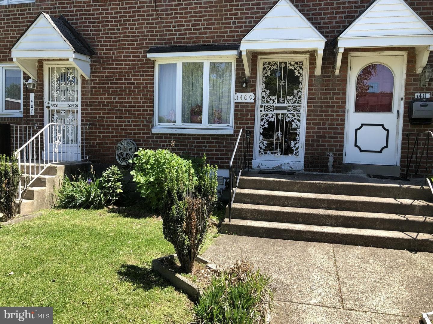 1409 W 6th St photo 2