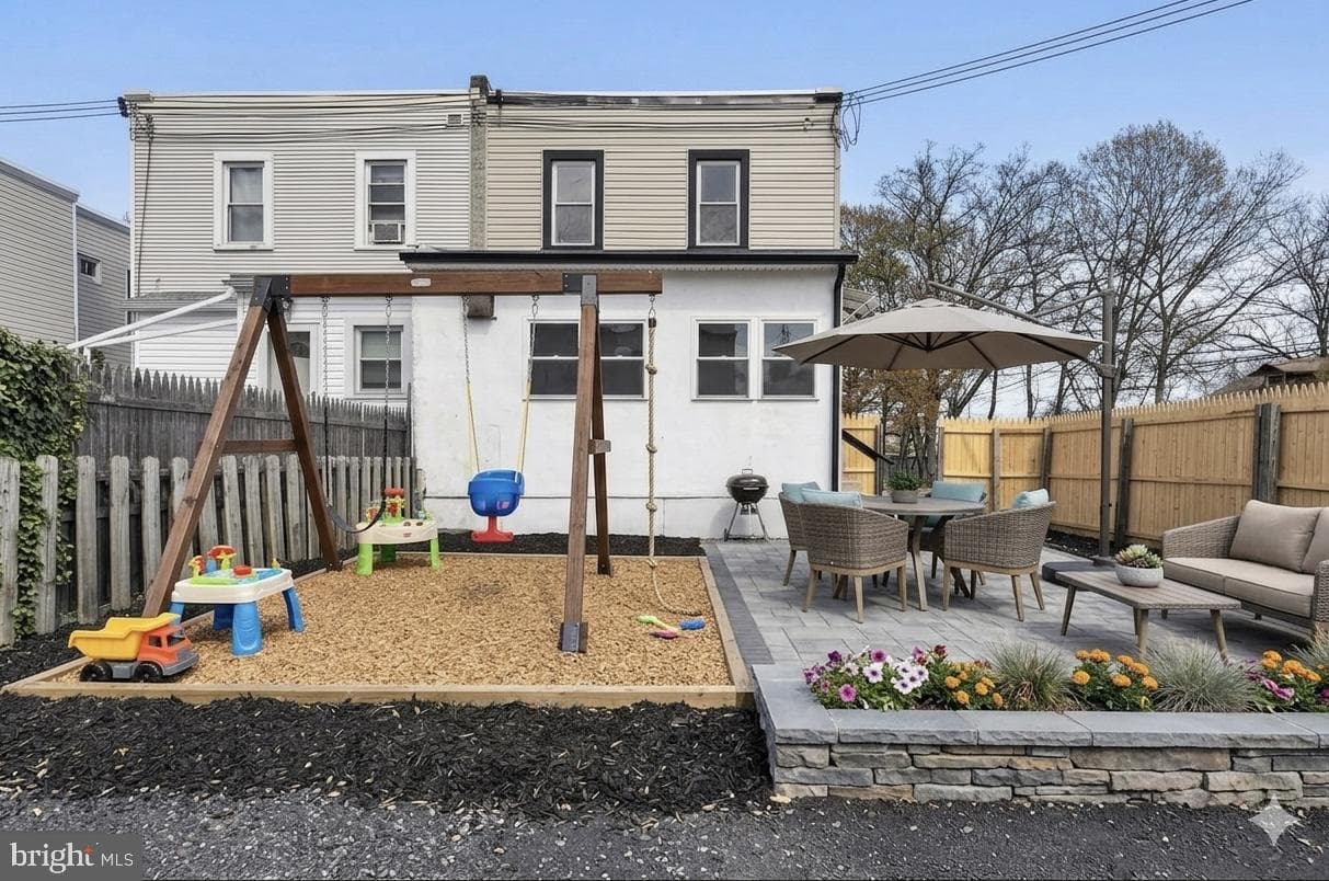 1500 Evans Avenue photo 14
