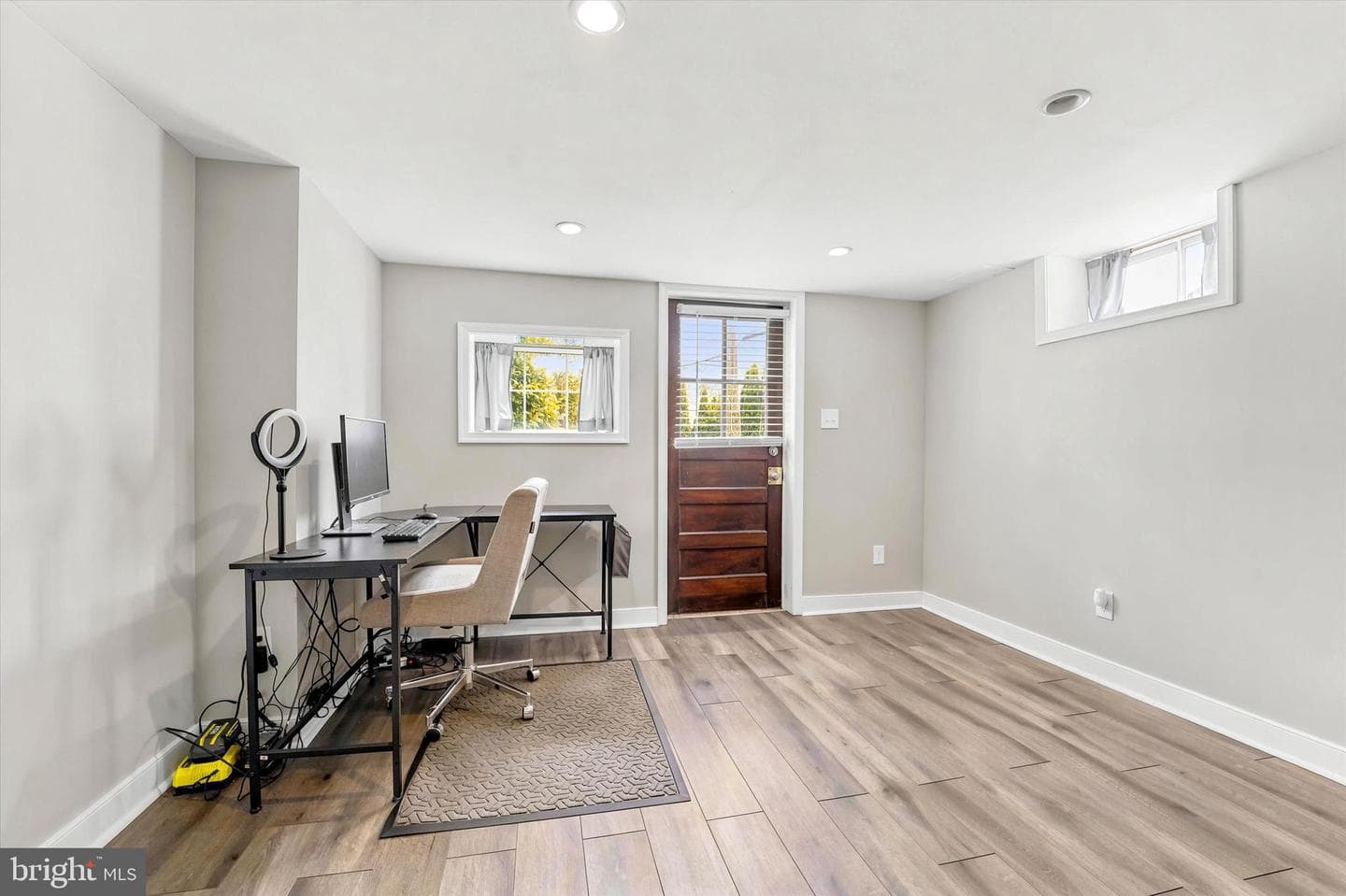 103 W 8th Street photo 30