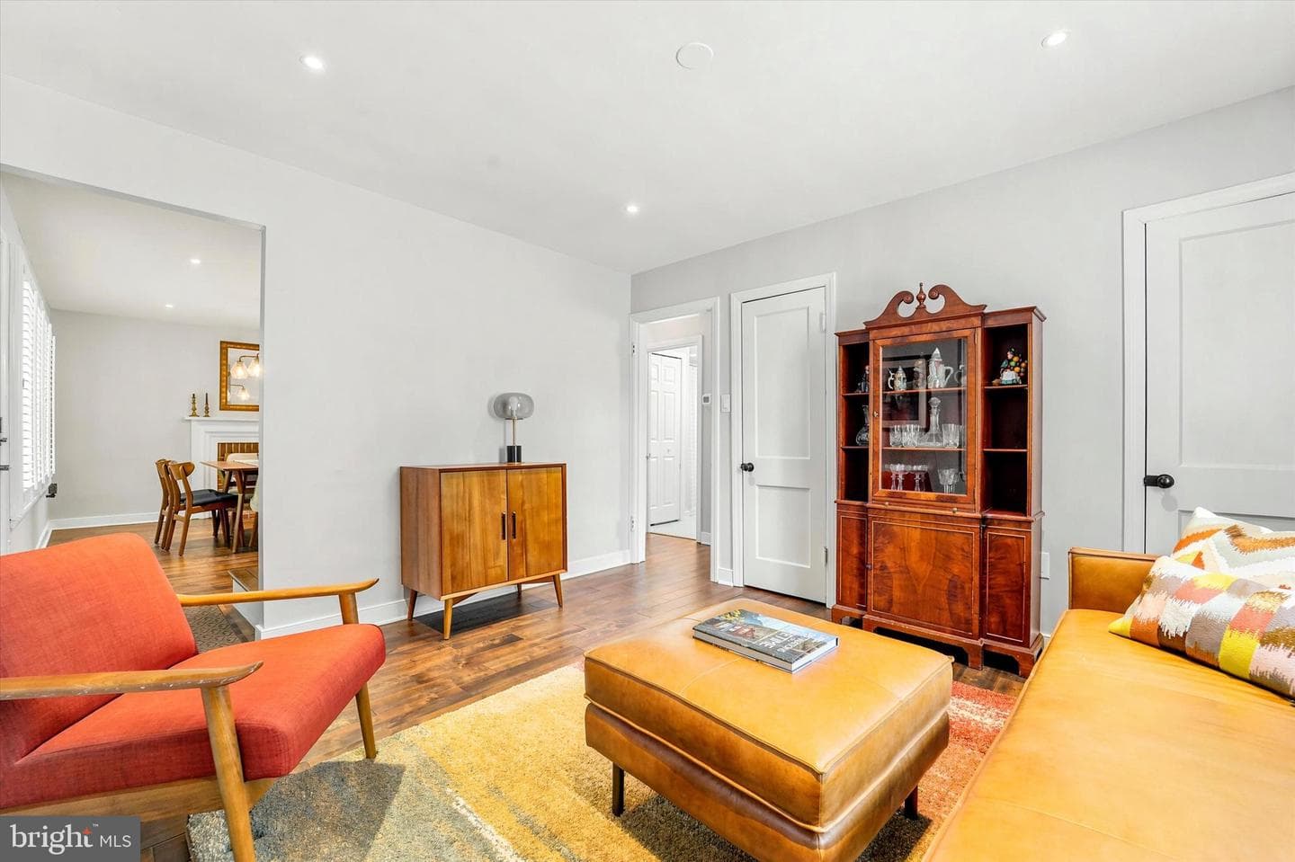 103 W 8th Street photo 5