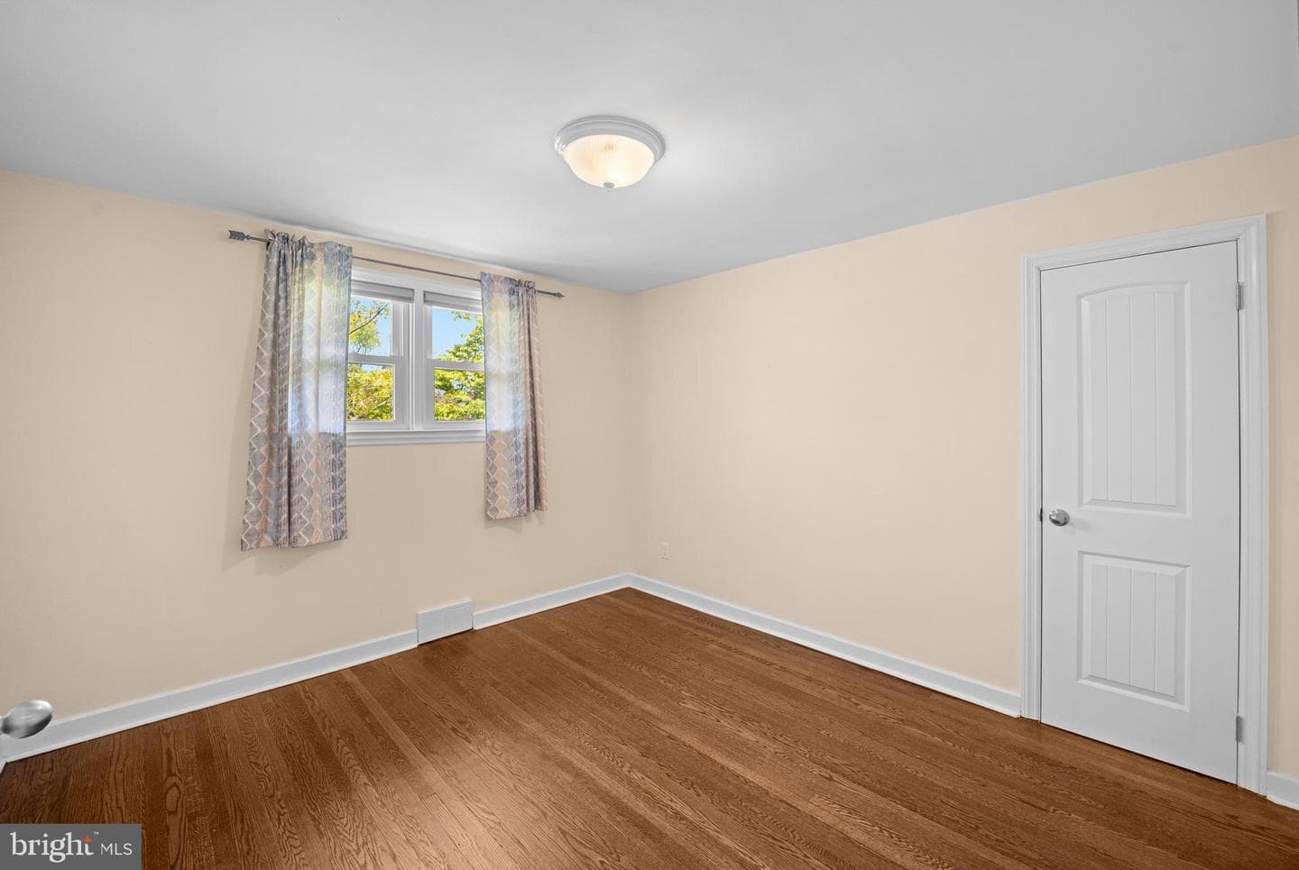 272 Overbrook Drive photo 24