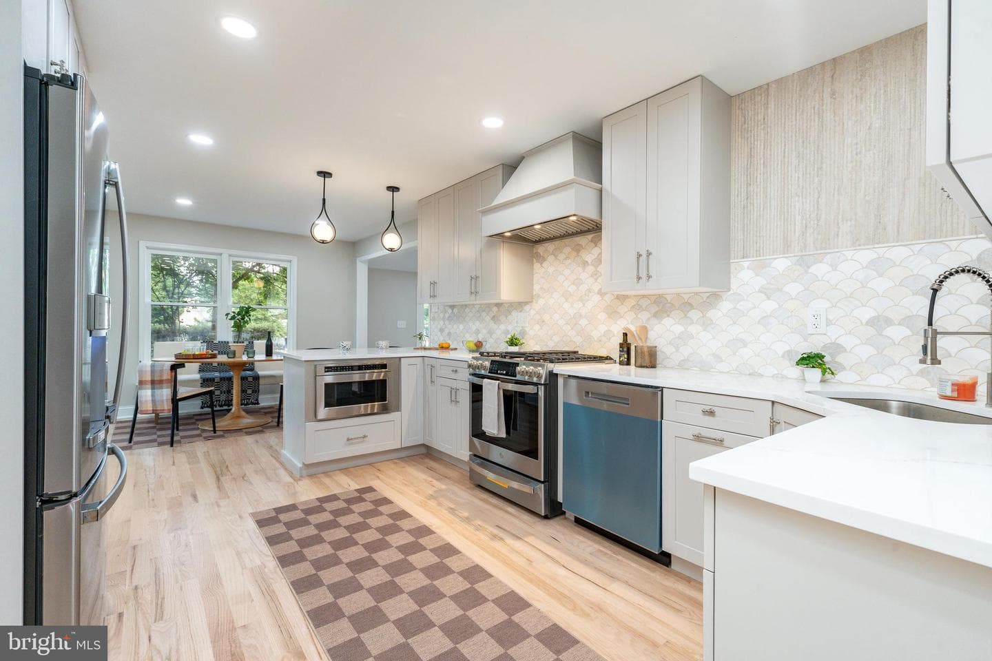 610 Convent Road #d photo 8