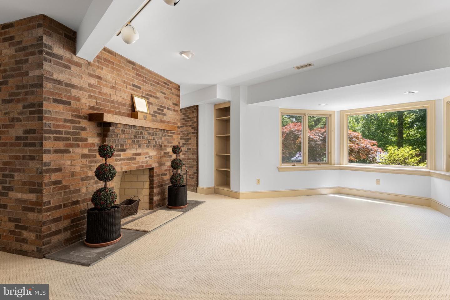 3 Hickory Lane photo 54